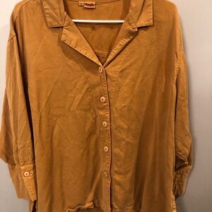 Women's Button-Up Top